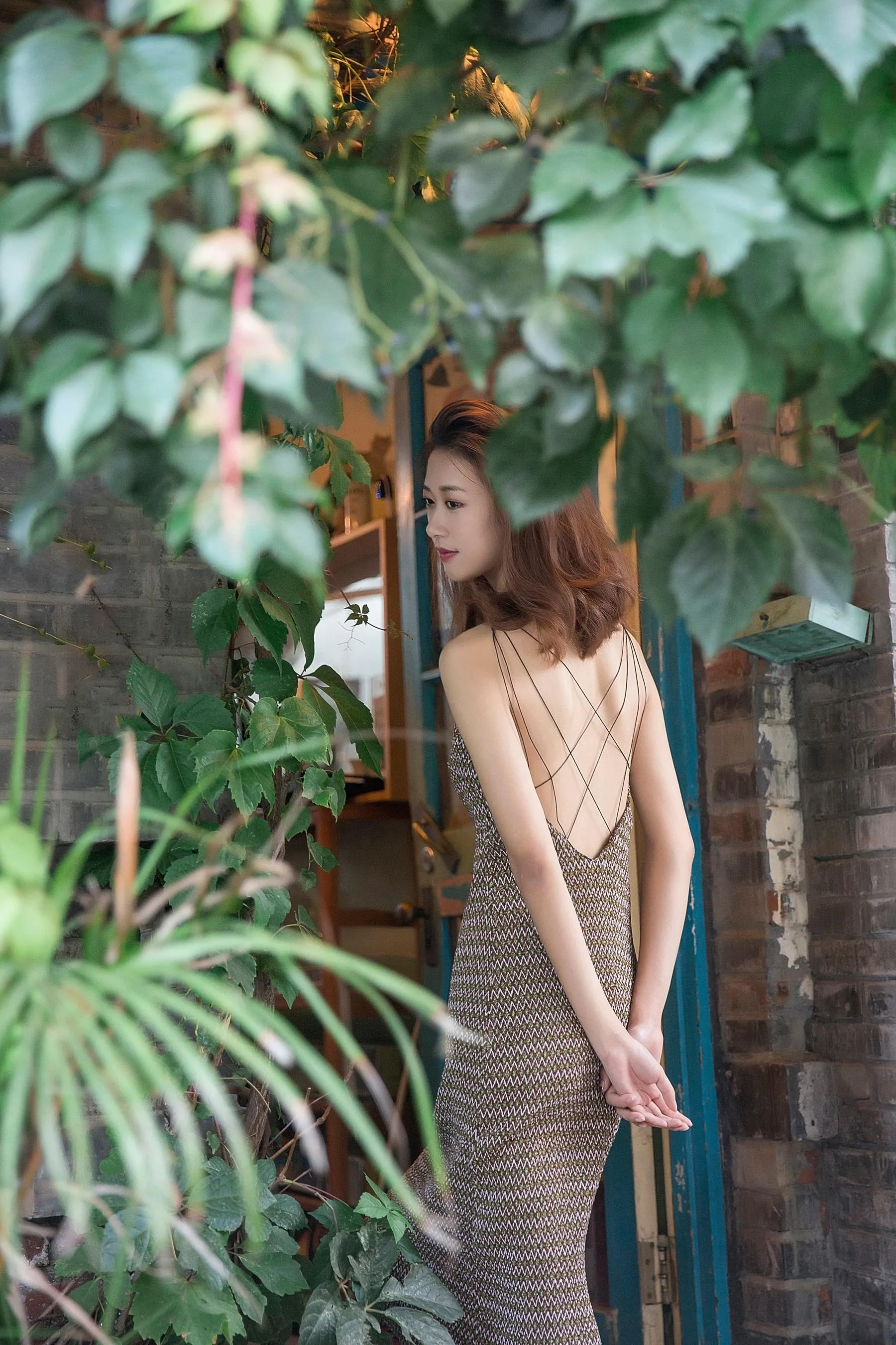 [艺图语] 2022.06.28 光阴的钟情 朱可人Coralie [22P]插图2